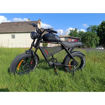 ZTECH ZT-75B 250W 48V 12,5Ah 25 km/h fekete -0km Bemutató darab-