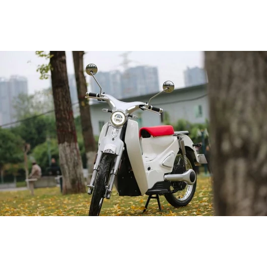 ZTECH ZT-67 E-Classic Elektromos robogó 60V 26Ah Li-ion 1500W 45Km/h 